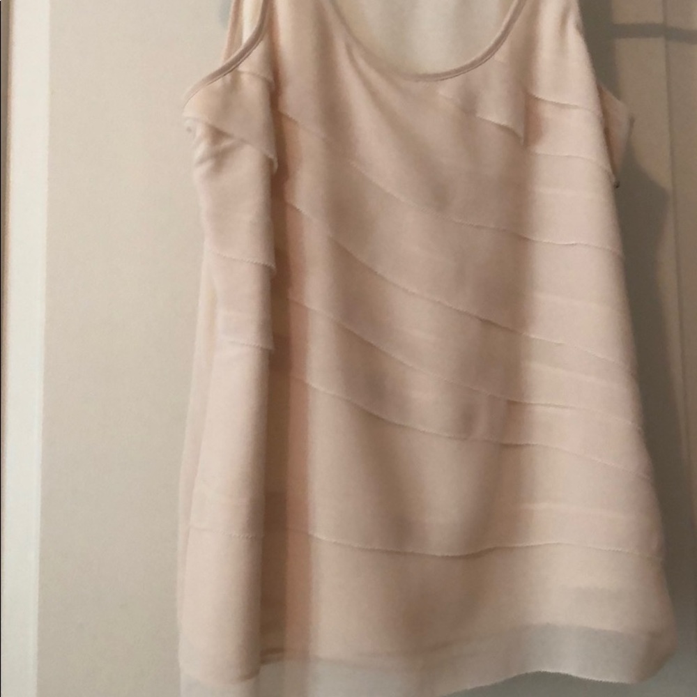 💛 Asymmetrical Ruffle Tank 💛 - Picture 8 of 8